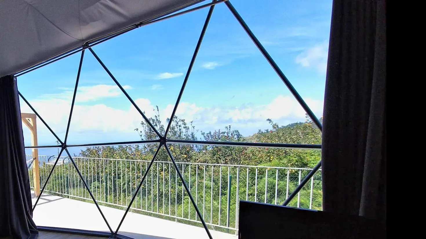 VI Naturae Glamping 法亚·达·奥韦利亚 0*,